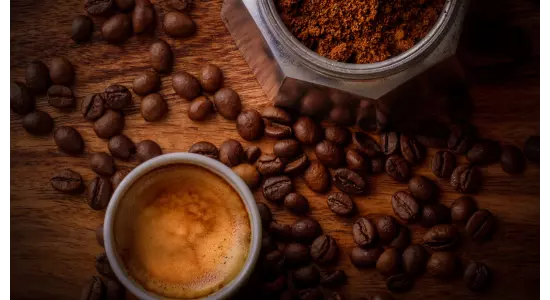 A kávézás kezdeteitől az ízesített kávékapszulákig